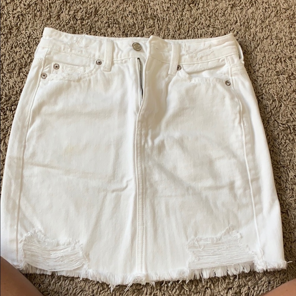 American eagle White denim skirt